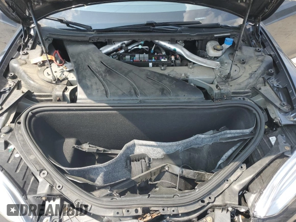 2016 Tesla Model S 90D with VIN 5YJSA1E27GF171605, listed as a Copart auction lot 59608645 with 90,080 mi miles and Salvage title. Bid and sale history available at DreamBid. Image 12.