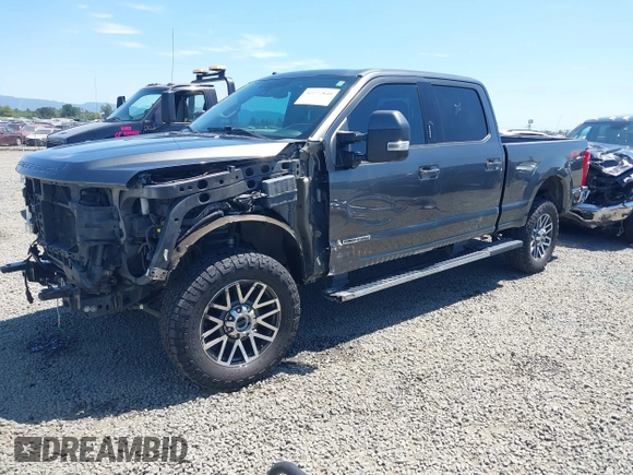 2018 Ford F-250 XL with VIN 1FT7W2BT7JEC42093, listed as a IAAI auction lot 42272840 with 111,220 mi miles and . Bid and sale history available at DreamBid. Image 2.