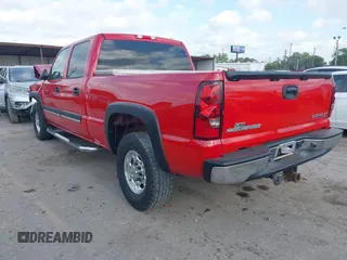 2005 Chevrolet Silverado 1500HD LT with VIN 1GCGC13U65F843456, listed as a IAAI auction lot 42059998 with 199,212 mi miles and . Bid and sale history available at DreamBid. Image 3.