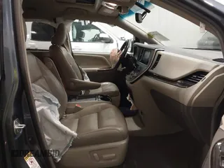 2017 Toyota Sienna XLE Auto Access Seat with VIN 5TDYZ3DC1HS837895, listed as a IAAI auction lot 41993944 with 115,771 mi miles and . Bid and sale history available at DreamBid. Image 5.