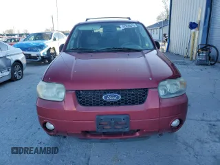 2007 Ford Escape Limited with VIN 1FMCU94107KB79661, listed as a Copart auction lot 42626915 with 211,722 mi miles and Salvage Title. Bid and sale history available at carsss.com. Image 5.