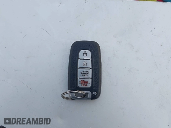 2012 Hyundai Azera with VIN KMHFH4JG8CA157582, listed as a IAAI auction lot 41771113 with 113,392 mi miles and . Bid and sale history available at carsss.com. Image 11.