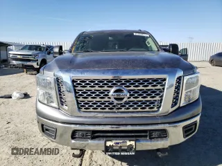 2018 Nissan Titan XD SV with VIN 1N6AA1F40JN507953, listed as a Copart auction lot 81959073 with 55,392 mi miles and Salvage Title. Bid and sale history available at carsss.com. Image 5.