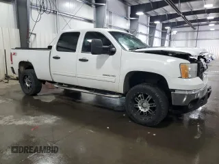 2011 GMC Sierra 2500HD SLE z VIN 1GT120C80BF152148, wystawiony jako Copart lot #75764754 z przebiegiem 193 798 mil mil oraz Szkoda całkowita • Salvage title. Historia ofert i sprzedaży dostępna na DreamBid. Obrazek 4.