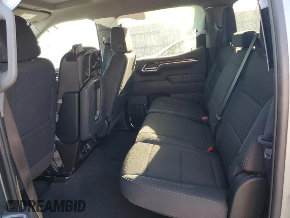 2025 Chevrolet Silverado 1500 LT with VIN 1GCPACED8SZ113623, listed as a Copart auction lot 49173355 with 7,155 mi miles and Salvage Title. Bid and sale history available at DreamBid. Image 10.