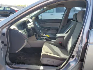 2009 Honda Accord LX-P с VIN 1HGCP26479A173618, выставлен на аукционе Copart как лот 52258705 с пробегом 172 880 миль миль и Списание • Salvage title. История ставок и продаж доступна на DreamBid. Изображение 7.