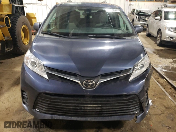 2018 Toyota Sienna LE с VIN 5TDJZ3DC3JS197731, выставлен на аукционе Copart как лот 79896244 с пробегом 63 077 миль миль и Списание • Salvage title. История ставок и продаж доступна на DreamBid. Изображение 5.