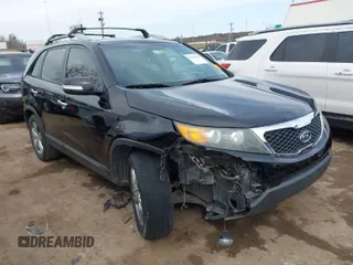 2012 Kia Sorento EX with VIN 5XYKU4A2XCG284563, listed as a IAAI auction lot 41753526 with 206,900 mi miles. Bid and sale history available at carsss.com. Image 1.