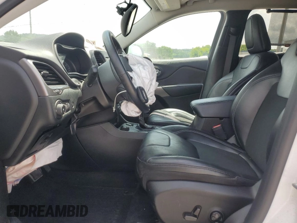 2019 Jeep Cherokee Latitude Plus with VIN 1C4PJMLX6KD106282, listed as a Copart auction lot 63576375 with 78,207 mi miles and Salvage title. Bid and sale history available at DreamBid. Image 7.