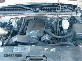 2003 Chevrolet Silverado 2500HD LS with VIN 1GCHK23U83F165206, listed as a IAAI auction lot 43475347 with 303,756 mi miles and . Bid and sale history available at DreamBid. Image 19.