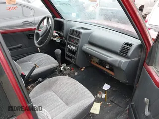 1995 Suzuki Sidekick z VIN JS3TD03V3S4106626, wystawiony jako IAAI lot #41877506 z przebiegiem 166 928 mil mil oraz . Historia ofert i sprzedaży dostępna na DreamBid. Obrazek 5.