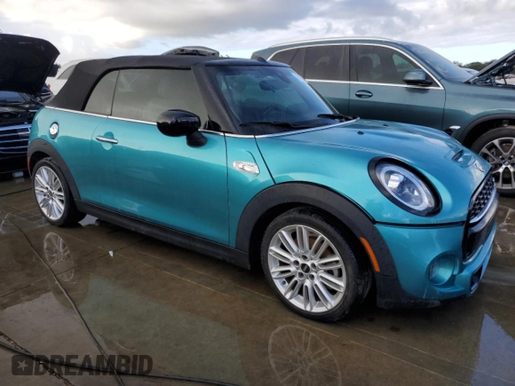 2021 MINI Convertible Cooper S z VIN WMWWJ5C08M3M08392, wystawiony jako Copart lot #76756444 z przebiegiem 8 634 mil mil oraz Nie do naprawy • Non repairable. Historia ofert i sprzedaży dostępna na DreamBid. Obrazek 4.