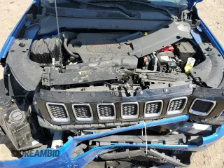 2020 Jeep Compass North z VIN 3C4NJDBB9LT255410, wystawiony jako Copart lot #56552915 z przebiegiem 38 959 mil mil oraz Szkoda całkowita • Salvage title. Historia ofert i sprzedaży dostępna na DreamBid. Obrazek 11.