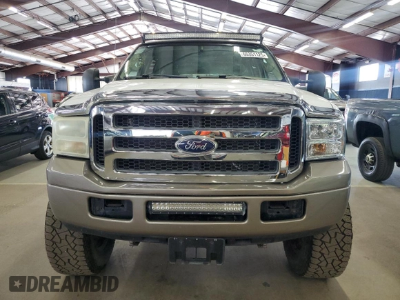 2005 Ford Excursion Eddie Bauer with VIN 1FMSU45P25EC42465, listed as a Copart auction lot 65351125 with 232,471 mi miles and Clean title. Bid and sale history available at DreamBid. Image 5.