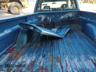 1997 Chevrolet Silverado 3500 z VIN 1GCHC39R8VF045821, wystawiony jako Copart lot #78698034 z przebiegiem 127 490 mil mil oraz Szkoda całkowita • Salvage title. Historia ofert i sprzedaży dostępna na DreamBid. Obrazek 13.
