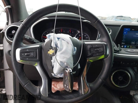 2019 Chevrolet Blazer z VIN 3GNKBBRA7KS643152, wystawiony jako IAAI lot #41510933 z przebiegiem 73 252 mil mil oraz . Historia ofert i sprzedaży dostępna na DreamBid. Obrazek 11.