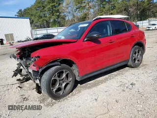 2021 Alfa Romeo Stelvio z VIN ZASPAJAN3M7D00065, wystawiony jako Copart lot #50395315 z przebiegiem Nie podano mil oraz Szkoda całkowita • Salvage title. Historia ofert i sprzedaży dostępna na DreamBid. Obrazek 1.