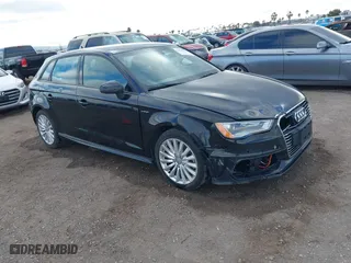 2016 Audi A3 e-tron Premium with VIN WAUUPBFF6GA138034, listed as a IAAI auction lot 41524489 with 90,453 mi miles. Bid and sale history available at carsss.com. Image 1.