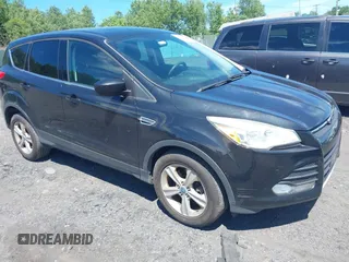 2014 Ford Escape SE with VIN 1FMCU9GX9EUA18422, listed as a IAAI auction lot 42765689 with 153,235 mi miles and . Bid and sale history available at DreamBid. Image 1.