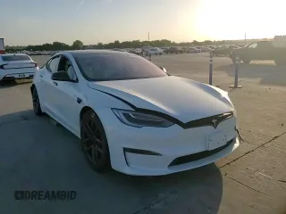 2022 Tesla Model S Plaid with VIN 5YJSA1E68NF466003, listed as a Copart auction lot 61717224 with Not provided miles and Salvage title. Bid and sale history available at DreamBid. Image 11.
