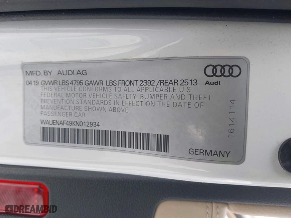 2019 Audi A4 Premium Plus with VIN WAUENAF49KN012934, listed as a IAAI auction lot 41250328 with 113198 miles. Bid and sale history available at carsss.com. Image 9.