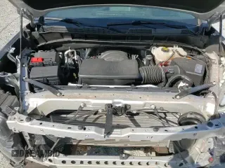 2020 Chevrolet Silverado 1500 LTZ z VIN 3GCUYGED5LG436955, wystawiony jako Copart lot #72052275 z przebiegiem 82 508 mil mil oraz Szkoda całkowita • Salvage title. Historia ofert i sprzedaży dostępna na DreamBid. Obrazek 14.