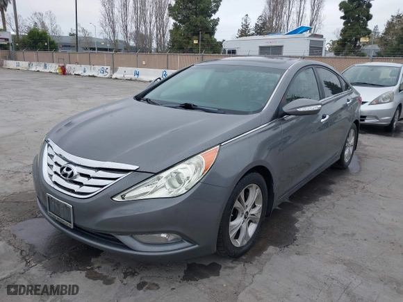2013 Hyundai Sonata SE with VIN 5NPEC4AC0DH519040, listed as a IAAI auction lot 41934801 with 283,765 mi miles. Bid and sale history available at carsss.com. Image 6.