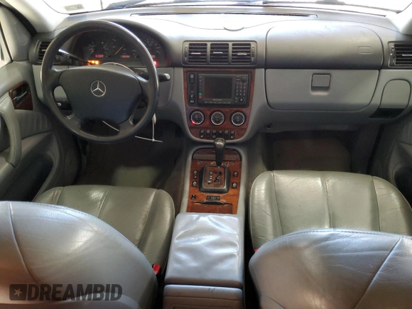 2003 Mercedes-Benz M-Class 3.2L with VIN 4JGAB54E33A383315, listed as a Copart auction lot 44424045 with 265,006 mi miles and Salvage Title. Bid and sale history available at carsss.com. Image 8.