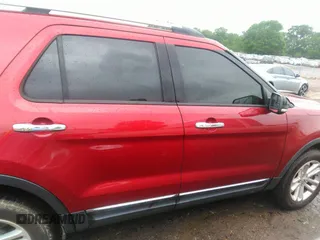 2015 Ford Explorer XLT with VIN 1FM5K8D84FGC52800, listed as a IAAI auction lot 42105971 with 171,104 mi miles and . Bid and sale history available at carsss.com. Image 13.