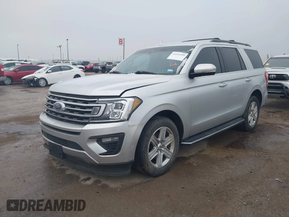 2018 Ford Expedition XLT with VIN 1FMJU1HT5JEA22248, listed as a IAAI auction lot 41253595 with 56,587 mi miles. Bid and sale history available at carsss.com. Image 17.