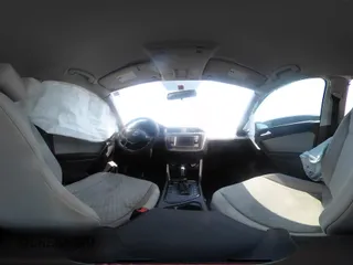 2019 Volkswagen Tiguan S с VIN 3VV1B7AX0KM122040, выставлен на аукционе IAAI как лот 42389559 с пробегом 53 122 миль миль и . История ставок и продаж доступна на DreamBid. Изображение 18.