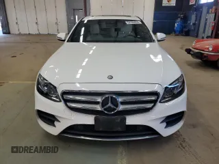 2017 Mercedes-Benz E-Class E 300 Luxury with VIN WDDZF4KB4HA162236, listed as a Copart auction lot 52785955 with 175,641 mi miles and Clean Title. Bid and sale history available at carsss.com. Image 5.