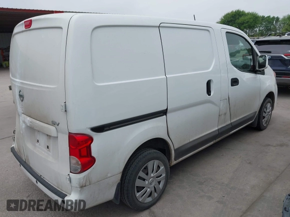 2020 Nissan NV200 S with VIN 3N6CM0KN2LK708142, listed as a IAAI auction lot 41916197 with 88,658 mi miles and . Bid and sale history available at DreamBid. Image 4.
