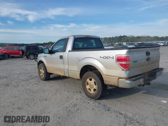 2013 Ford F-150 XL with VIN 1FTMF1EF0DKG39315, listed as a IAAI auction lot 41893600 with 254,727 mi miles. Bid and sale history available at carsss.com. Image 3.