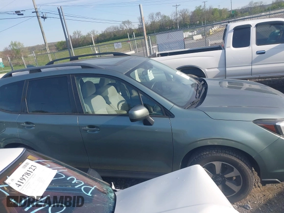 2017 Subaru Forester Premium with VIN JF2SJADC8HH425268, listed as a IAAI auction lot 41962029 with 158,077 mi miles. Bid and sale history available at carsss.com. Image 13.