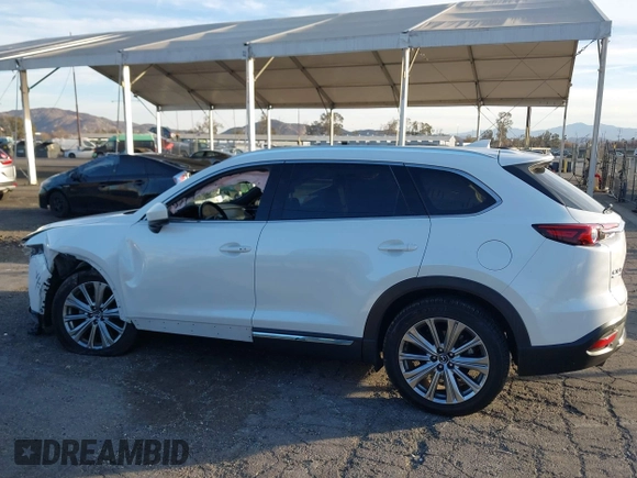 2021 Mazda CX-9 Signature with VIN JM3TCBEY6M0536883, listed as a IAAI auction lot 41388130 with 65,613 mi miles. Bid and sale history available at carsss.com. Image 14.
