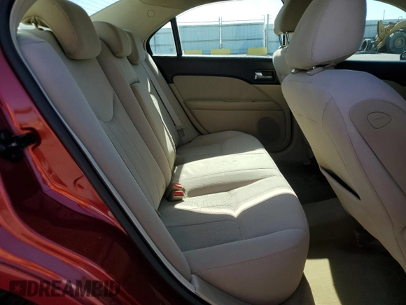 2010 Mercury Milan z VIN 3MEHM0HA3AR607241, wystawiony jako Copart lot #61225435 z przebiegiem 111 038 mil mil oraz Szkoda całkowita • Salvage title. Historia ofert i sprzedaży dostępna na DreamBid. Obrazek 10.