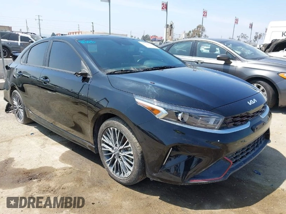 2023 Kia Forte GT-Line z VIN 3KPF54AD2PE610570, wystawiony jako IAAI lot #41744796 z przebiegiem 32 700 mil mil oraz . Historia ofert i sprzedaży dostępna na DreamBid. Obrazek 1.