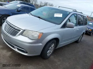 2012 Chrysler Town & Country Touring with VIN 2C4RC1BG3CR330644, listed as a IAAI auction lot 41828904 with 193,846 mi miles. Bid and sale history available at carsss.com. Image 2.