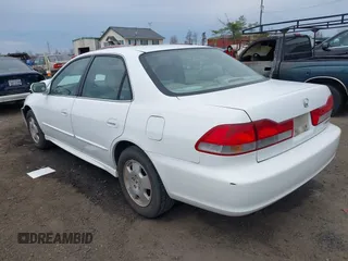 2001 Honda Accord EX z VIN 1HGCG16551A053095, wystawiony jako IAAI lot #41892751 z przebiegiem Nie podano mil oraz . Historia ofert i sprzedaży dostępna na DreamBid. Obrazek 3.