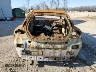2009 Volvo C30 z VIN YV1MK672692148929, wystawiony jako Copart lot #84066094 z przebiegiem Nie podano mil oraz Nie do naprawy • Non repairable. Historia ofert i sprzedaży dostępna na DreamBid. Obrazek 6.
