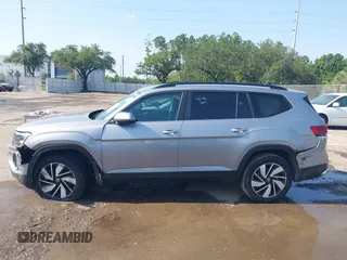 2025 Volkswagen Atlas SE with VIN 1V2WR2CA2SC508079, listed as a IAAI auction lot 42312651 with 10,436 mi miles and . Bid and sale history available at DreamBid. Image 14.