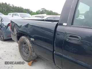 2000 Chevrolet Silverado 1500 with VIN 1GCEC14T7YZ313576, listed as a IAAI auction lot 42131120 with 305,082 mi miles and . Bid and sale history available at DreamBid. Image 6.