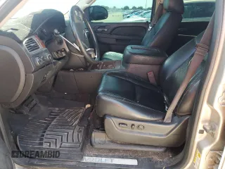 2014 Chevrolet Suburban LTZ with VIN 1GNSKKE76ER176923, listed as a Copart auction lot 64329985 with 246,832 mi miles and Clean title. Bid and sale history available at DreamBid. Image 7.