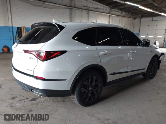 2022 Acura MDX w/A-Spec Package with VIN 5J8YE1H06NL038869, listed as a IAAI auction lot 42204706 with 20,206 mi miles and . Bid and sale history available at DreamBid. Image 4.