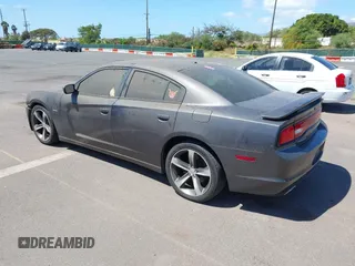 2014 Dodge Charger SXT with VIN 2C3CDXHG0EH308014, listed as a IAAI auction lot 41798872 with 115,247 mi miles. Bid and sale history available at carsss.com. Image 3.
