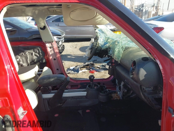 2014 MINI Countryman S with VIN WMWZC3C54EWP26355, listed as a IAAI auction lot 41654476 with Not Provided miles and . Bid and sale history available at DreamBid. Image 5.
