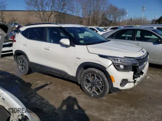 2021 Kia Seltos EX with VIN KNDERCAA2M7076840, listed as a Copart auction lot 44177135 with 41,650 mi miles and Salvage Title. Bid and sale history available at DreamBid. Image 4.
