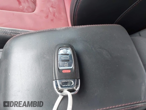 2016 Audi S4 Premium Plus z VIN WAUBGAFL4GA002704, wystawiony jako IAAI lot #41852967 z przebiegiem 68 049 mil mil oraz . Historia ofert i sprzedaży dostępna na DreamBid. Obrazek 11.