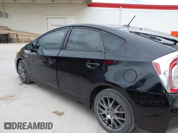 2013 Toyota Prius One with VIN JTDKN3DU3D5688397, listed as a IAAI auction lot 42140613 with 187,679 mi miles. Bid and sale history available at carsss.com. Image 14.